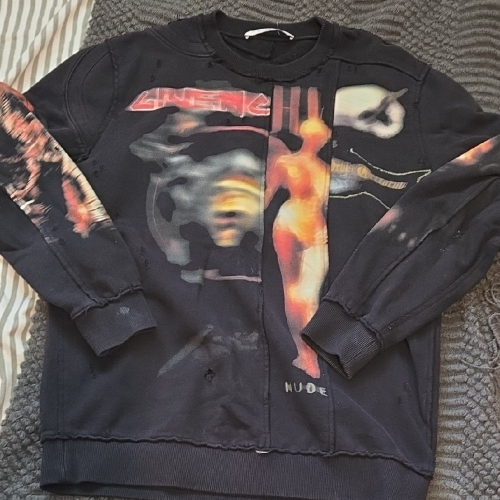 Authentic Givenchy Paris Sweatshirt Size M